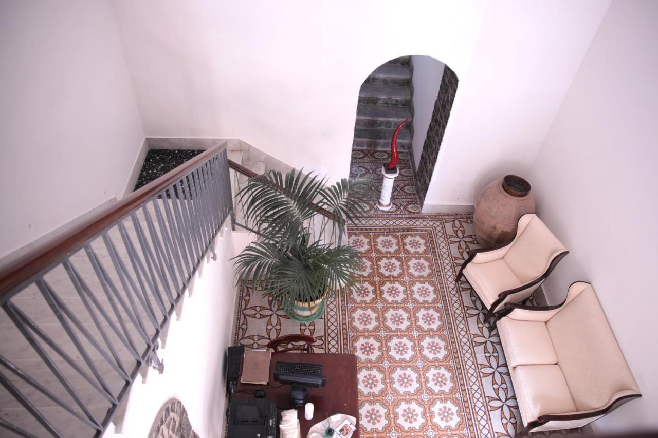 לינה וארוחת בוקר Terzigno Palazzo Caracciolo Del Sole מראה חיצוני תמונה